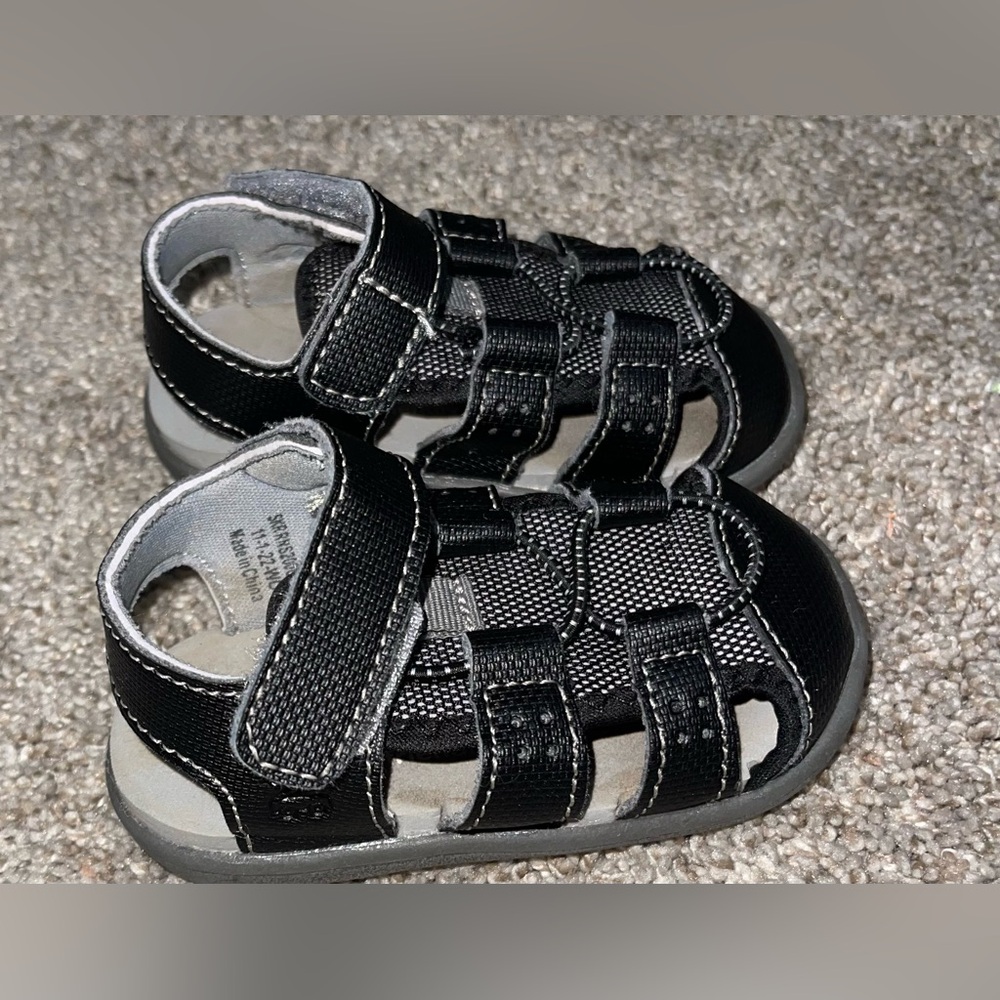 See Kai Run basics baby boy 4 fisherman sandal black Velcro water friendly - Picture 6 of 7